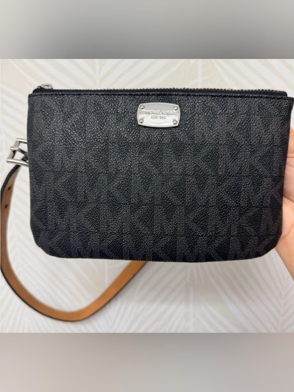 Michael Kors Jet Set Black Signature Monogram Belt Bag NWOT